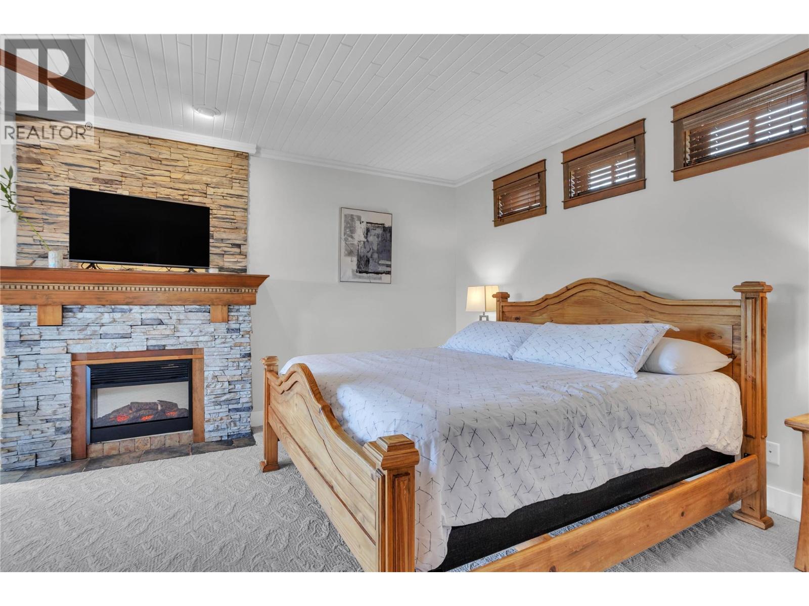 1208 Peak Point Drive