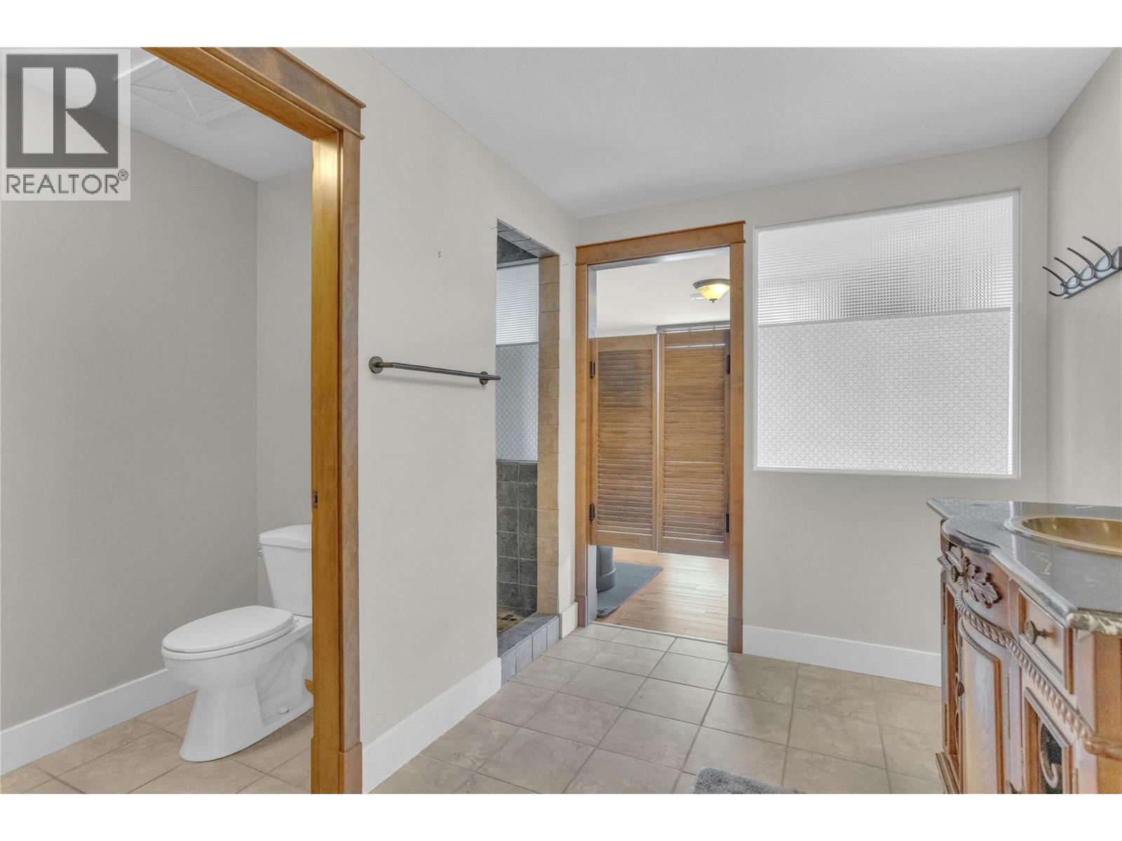 1208 Peak Point Drive