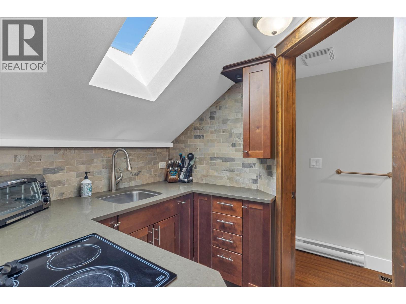 1208 Peak Point Drive