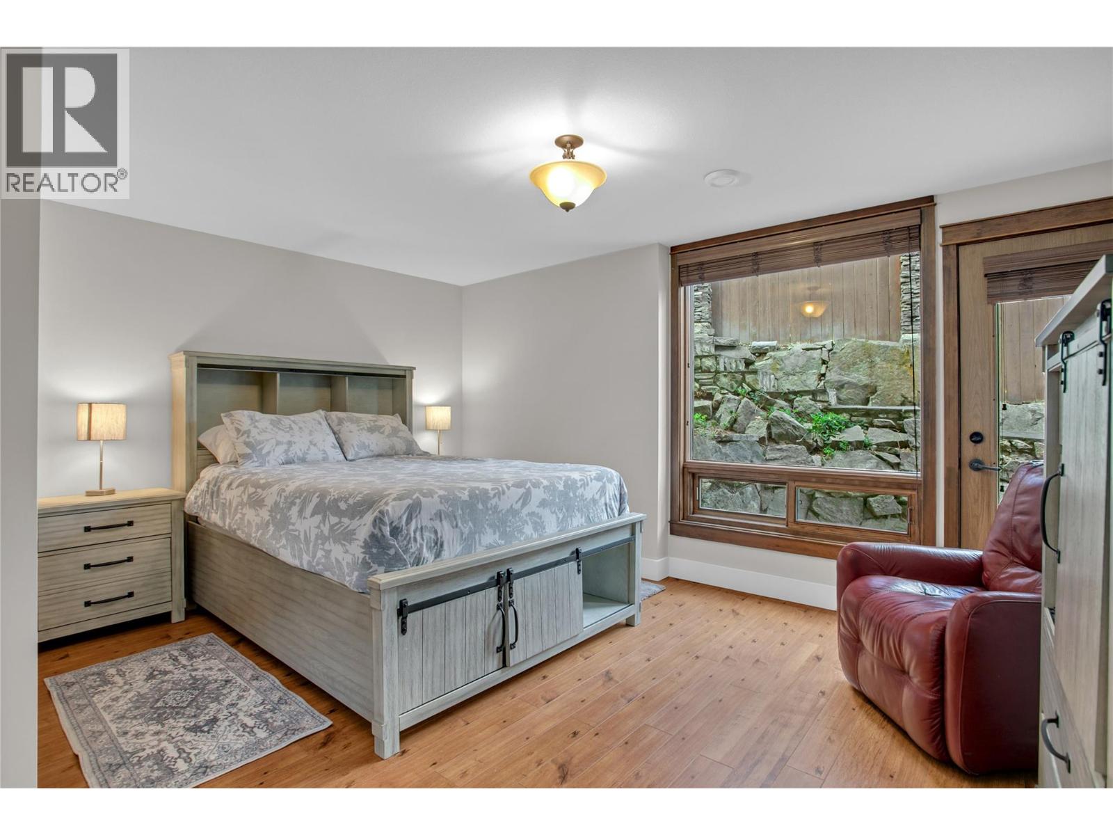 1208 Peak Point Drive