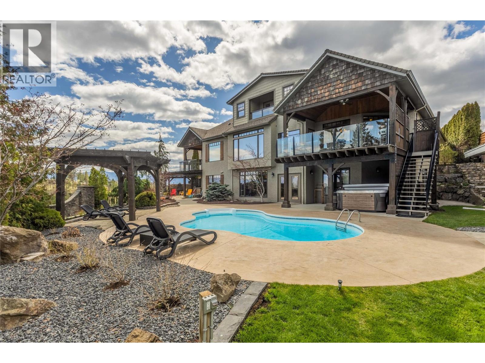 1208 Peak Point Drive