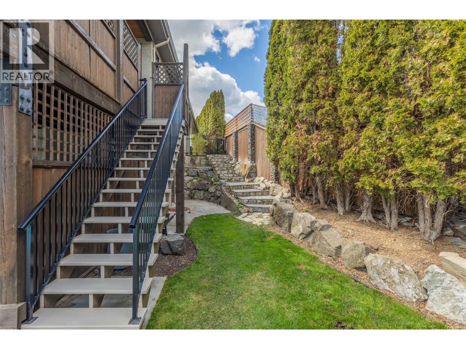 1208 Peak Point Drive