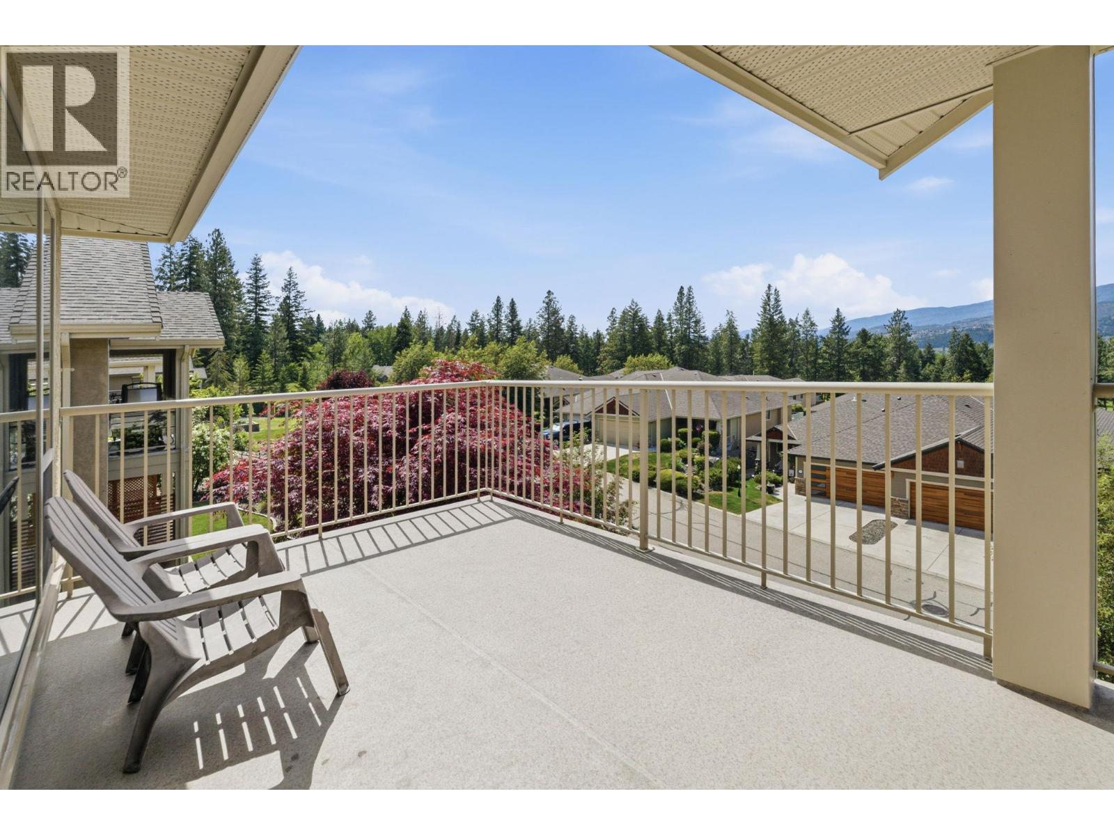 3516 Camelback Drive