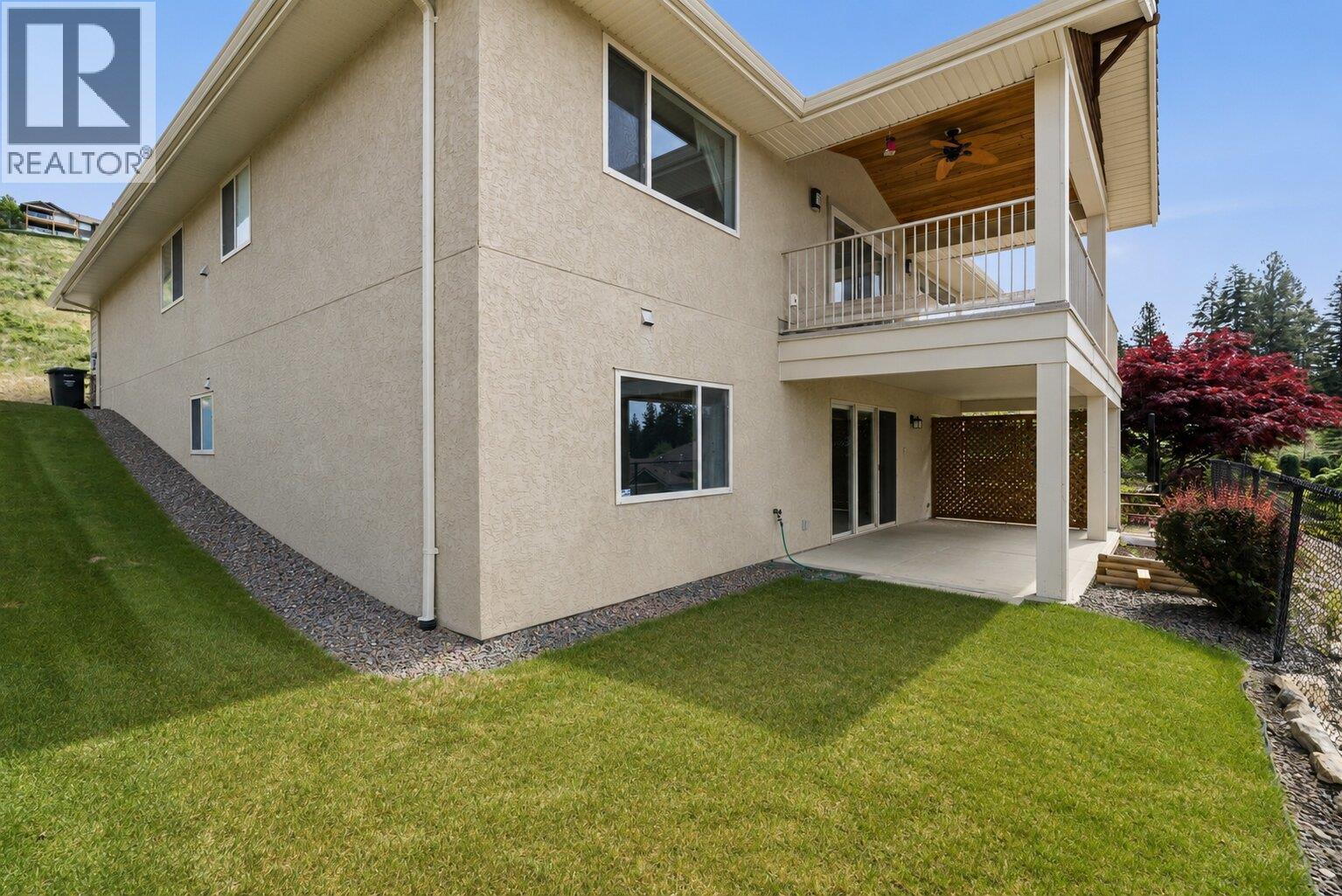 3516 Camelback Drive