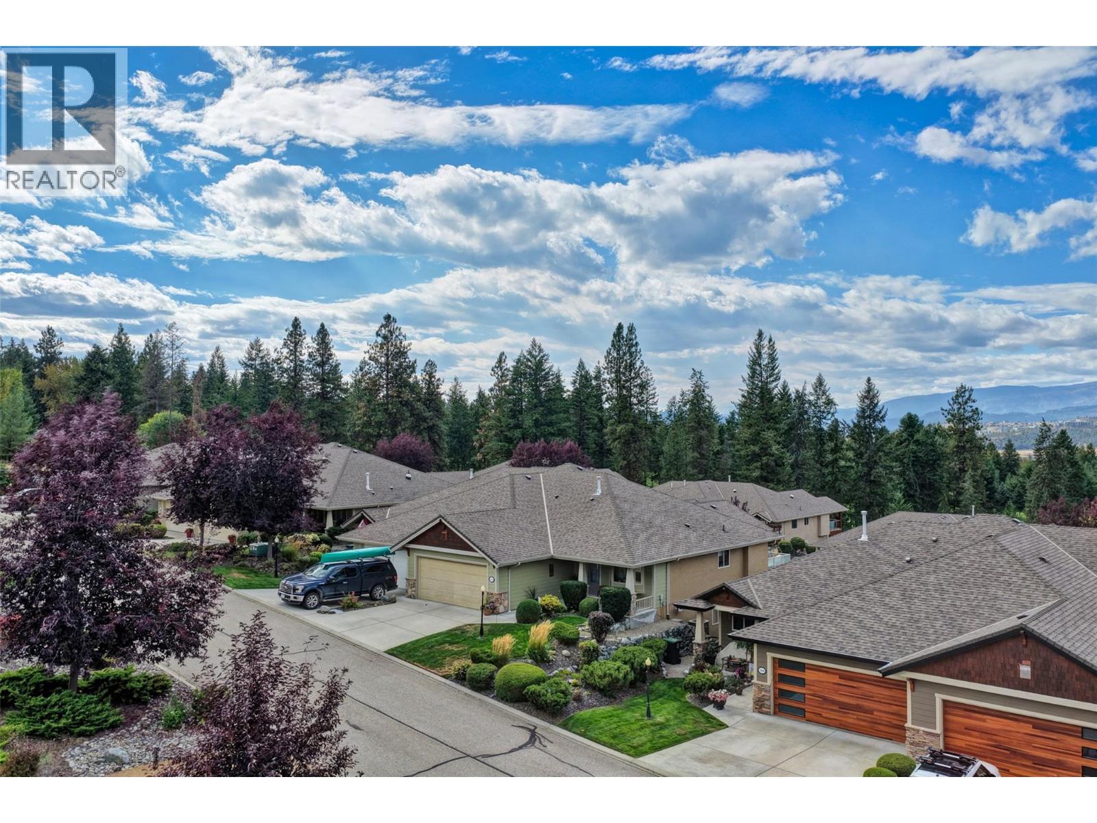 3516 Camelback Drive