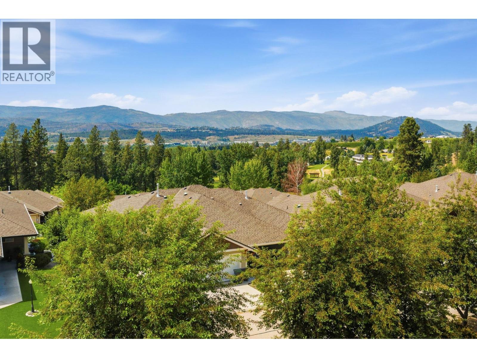 3516 Camelback Drive