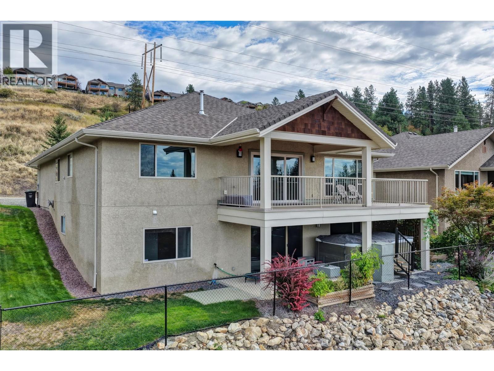 3516 Camelback Drive