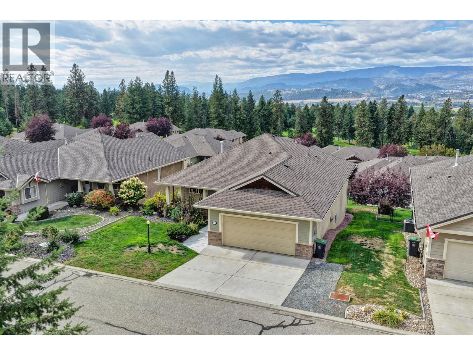 3516 Camelback Drive