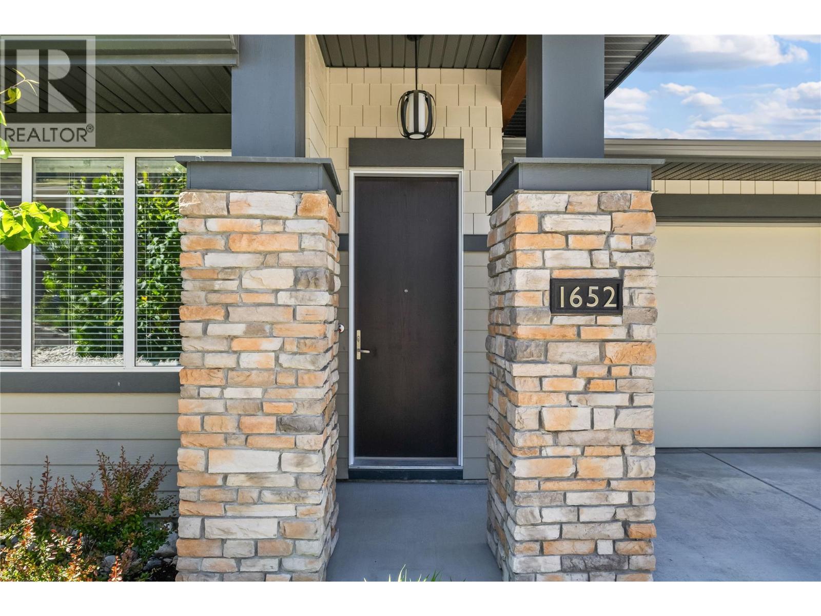 1652 Tower Ranch Drive