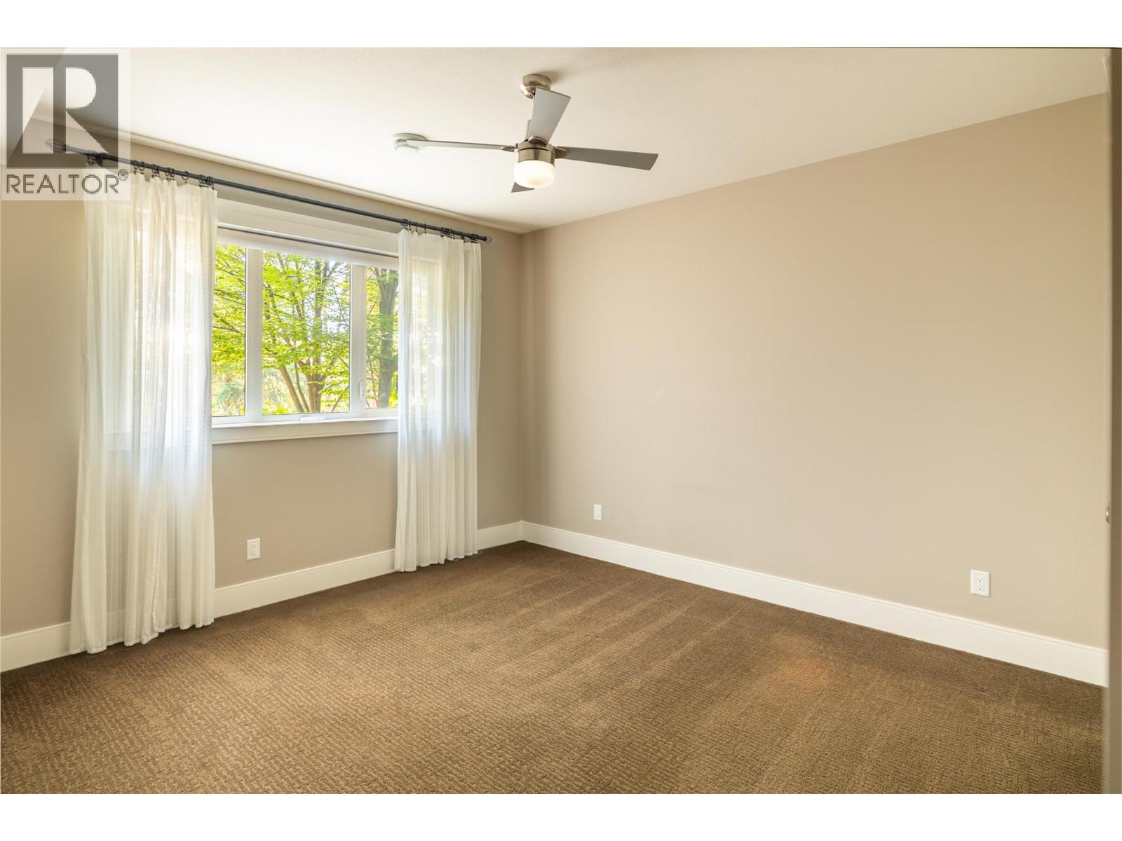 4149 Gallaghers Fairway S