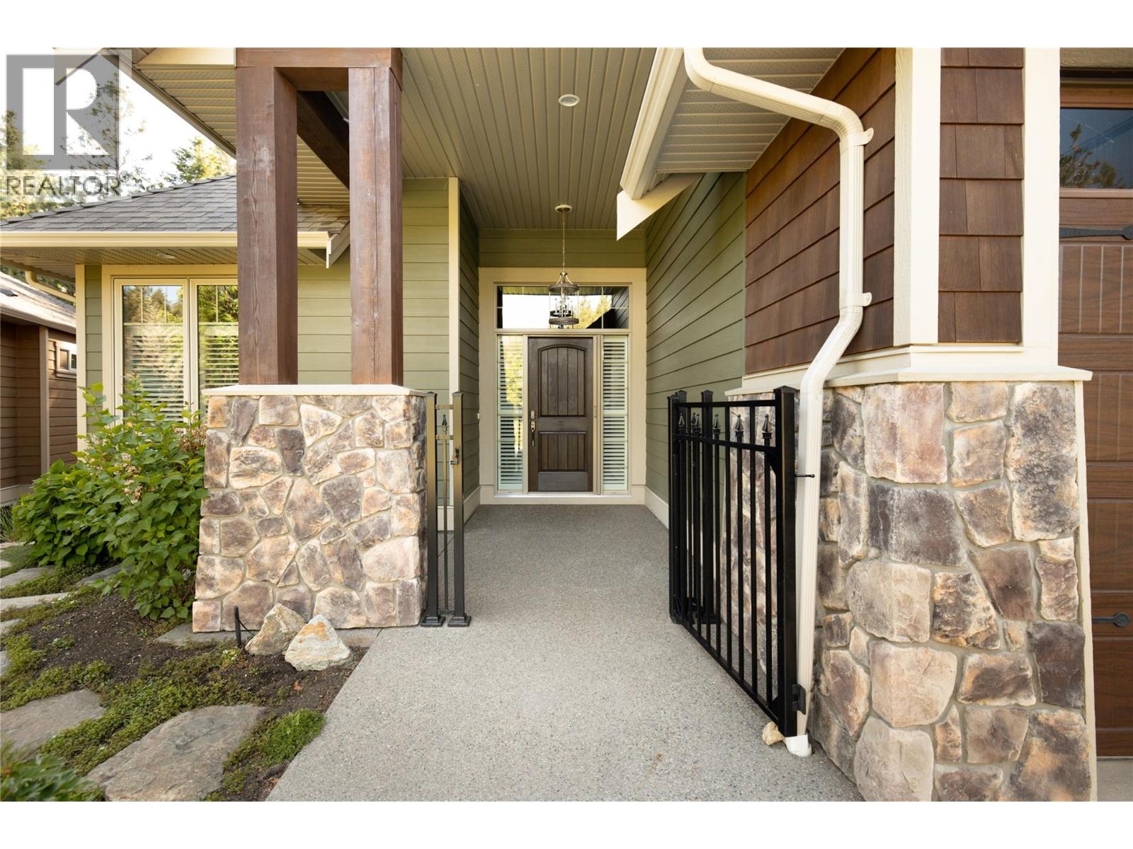 4149 Gallaghers Fairway S