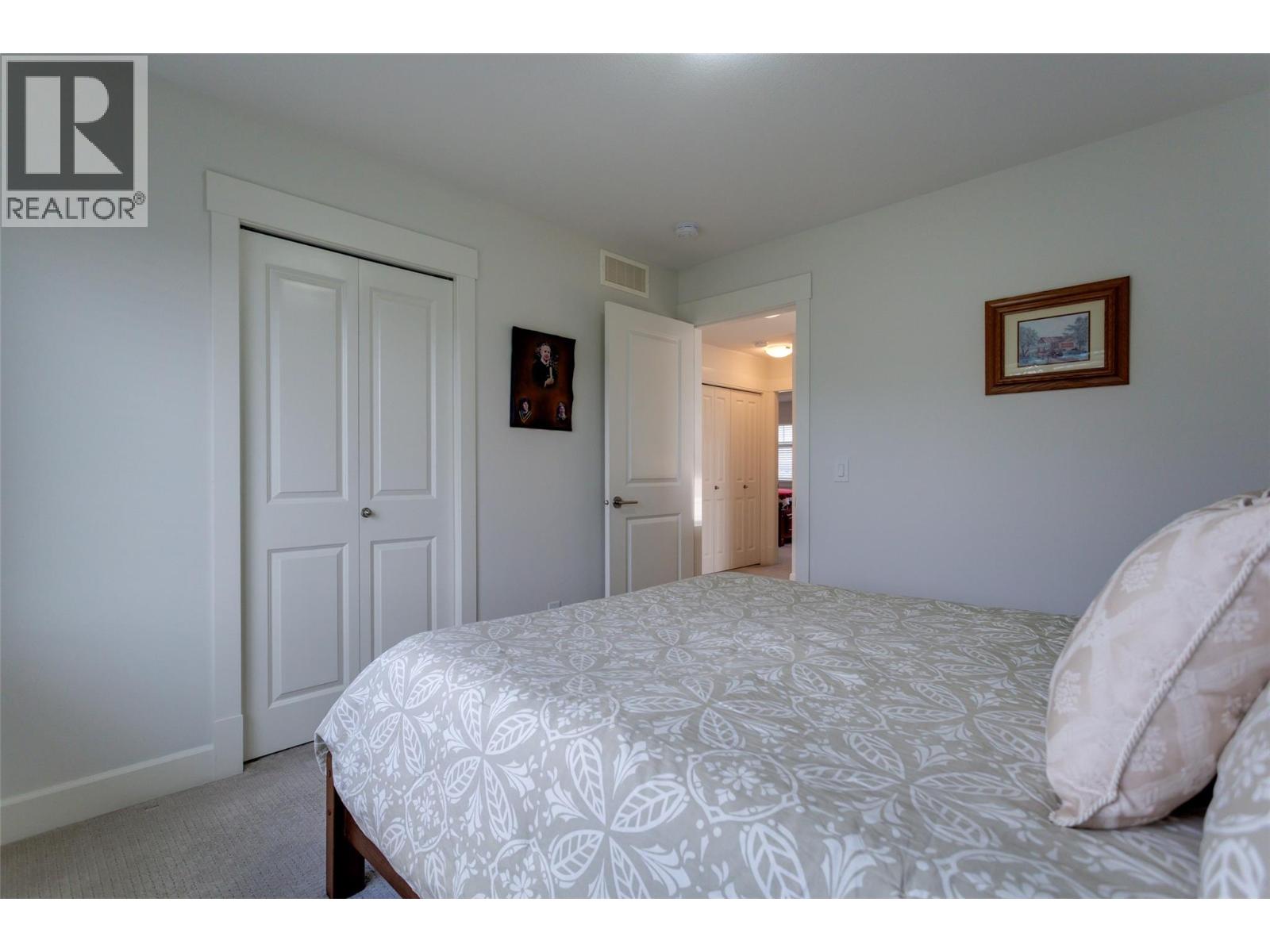 12875 Lake Hill Lane