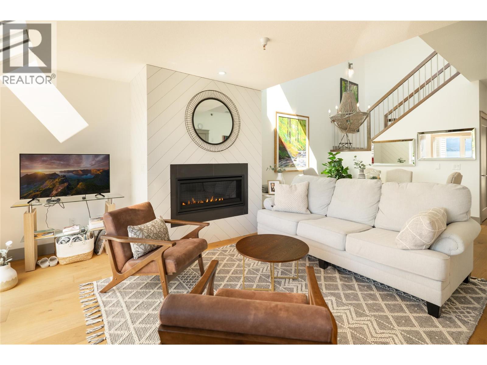 4004 Bluebird Road Unit# 305