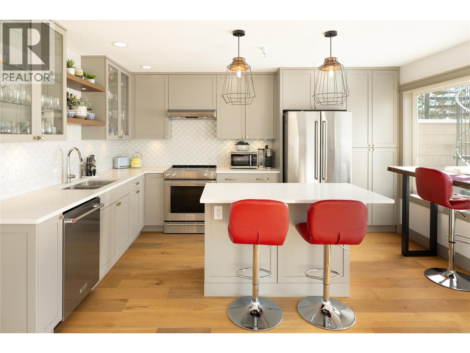 4004 Bluebird Road Unit# 305