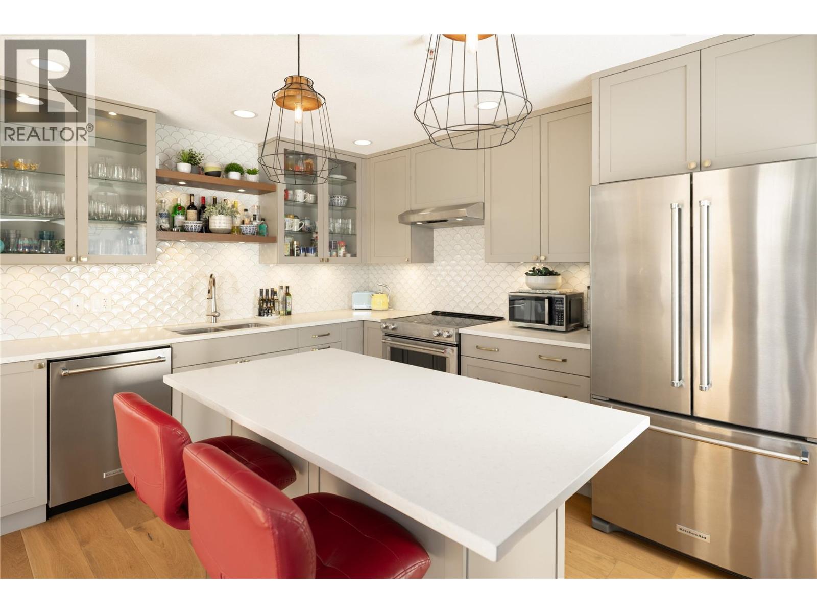 4004 Bluebird Road Unit# 305