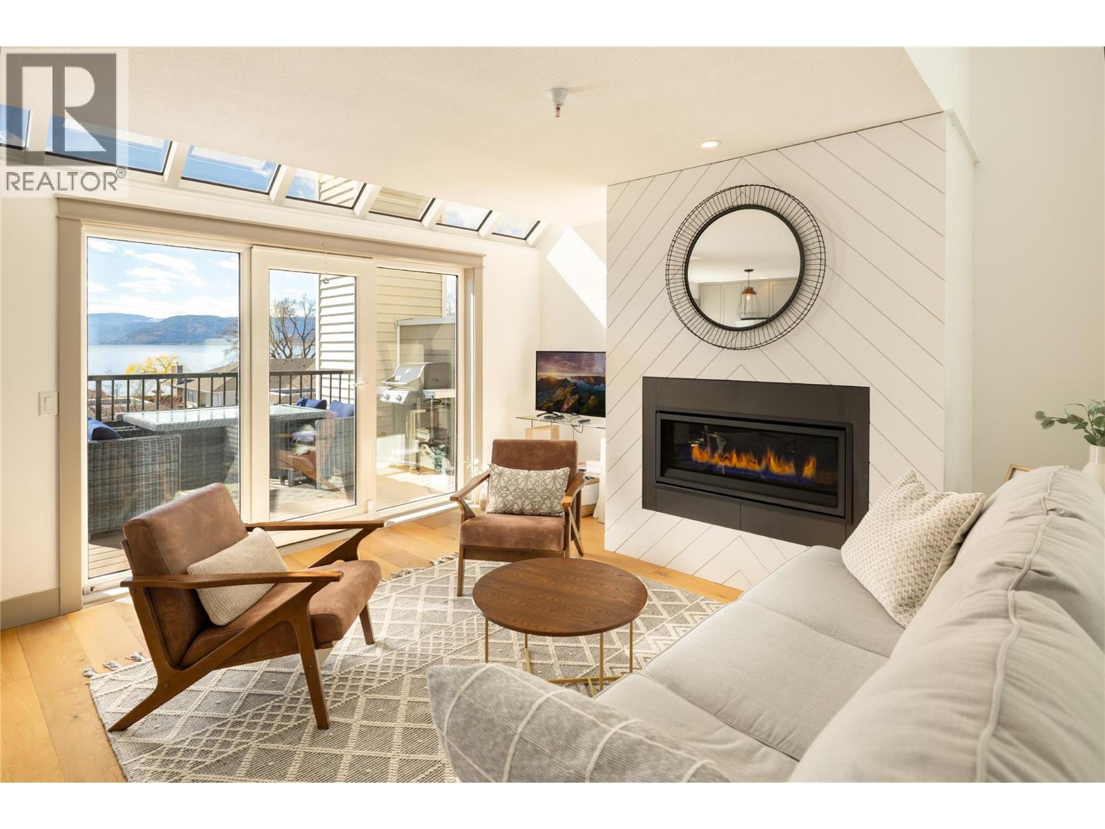 4004 Bluebird Road Unit# 305