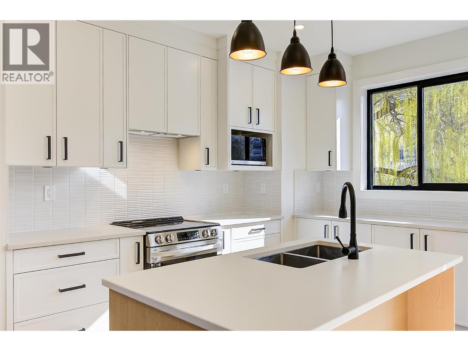 3590 Redecopp Road Unit# 3