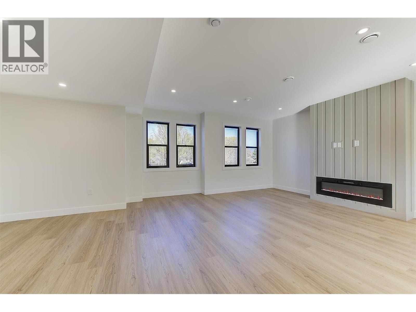 3590 Redecopp Road Unit# 3
