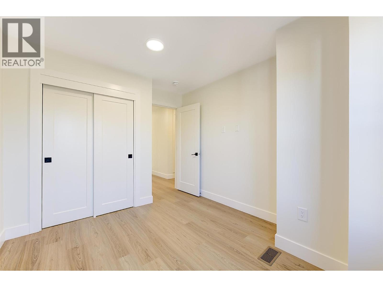 3590 Redecopp Road Unit# 3