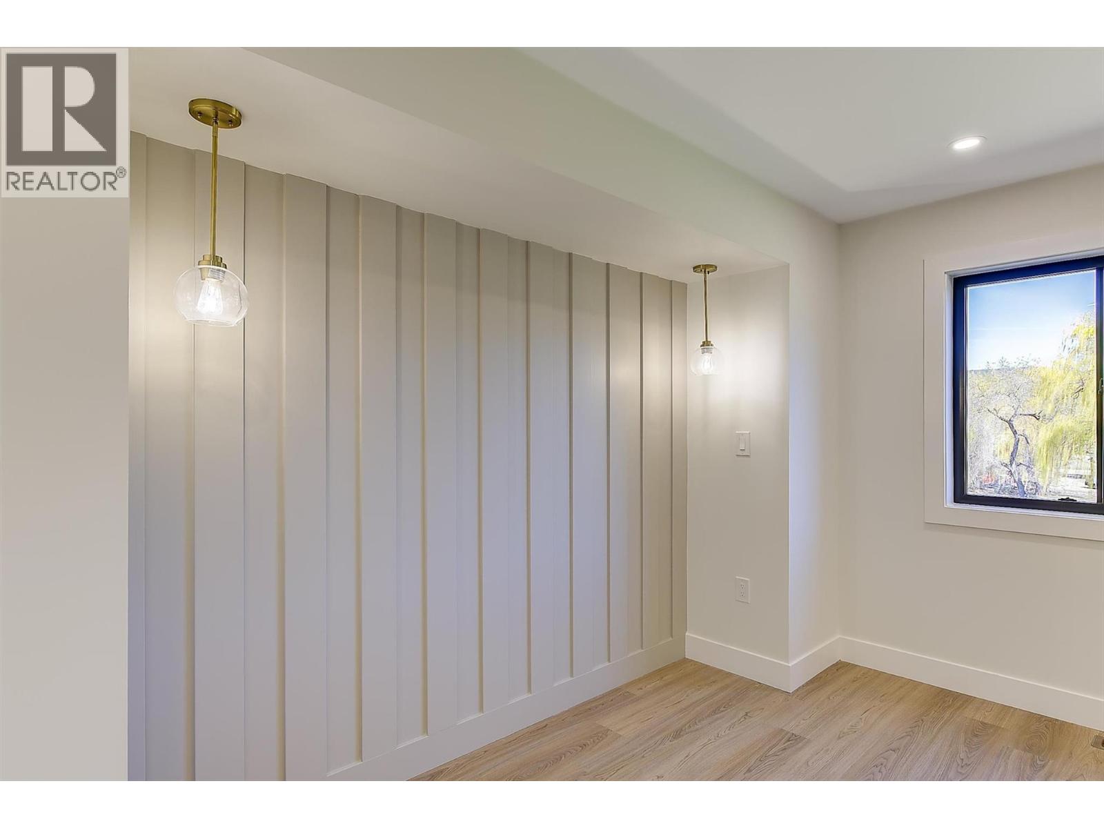 3590 Redecopp Road Unit# 4