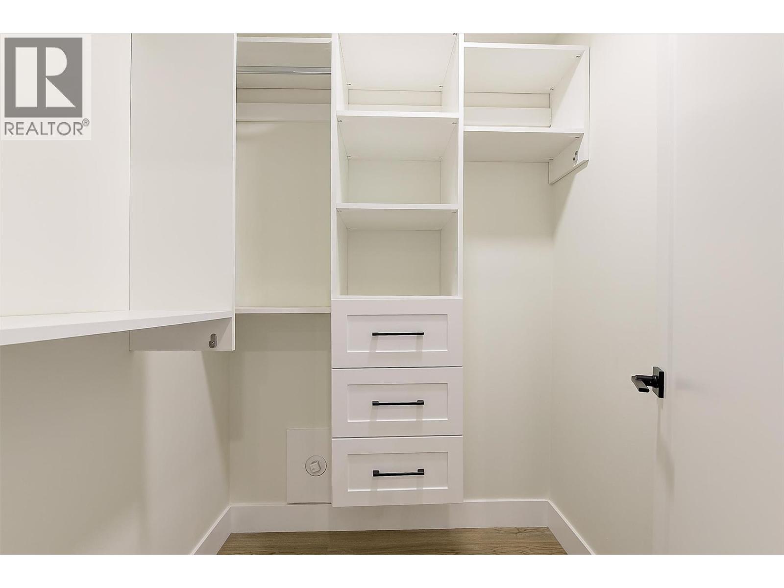 3590 Redecopp Road Unit# 4