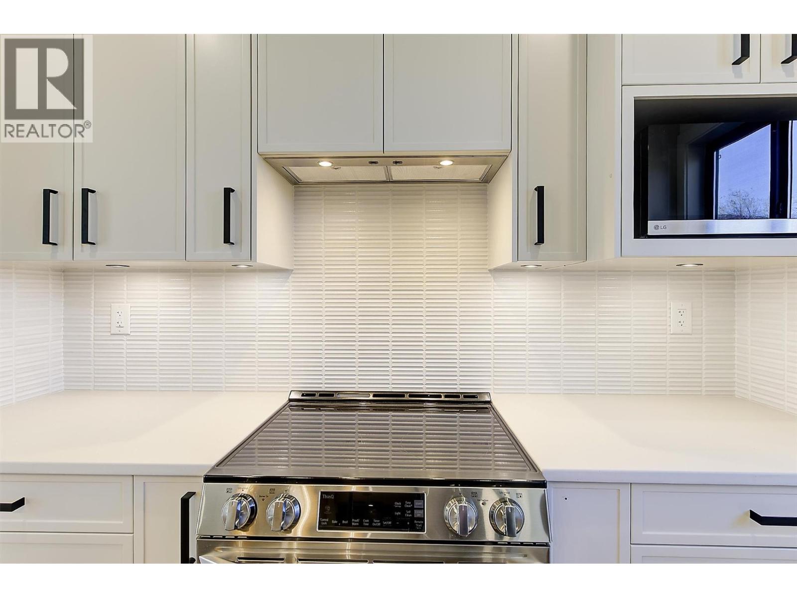 3590 Redecopp Road Unit# 4