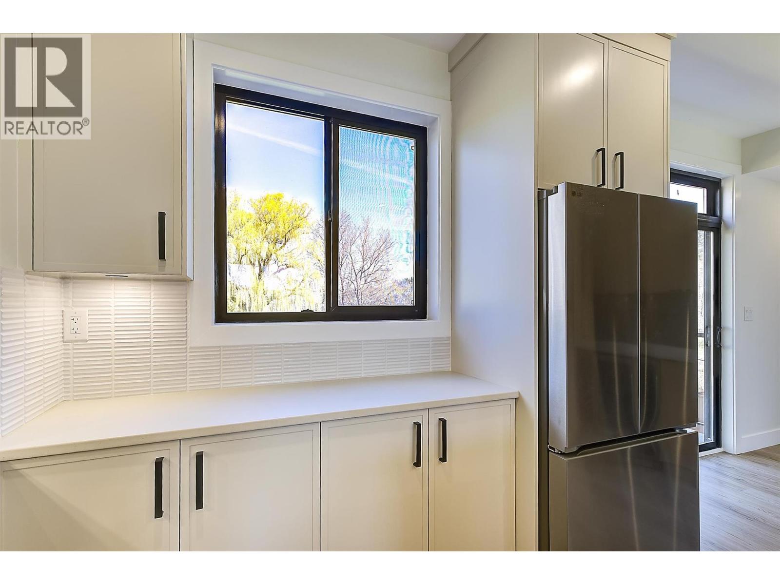 3590 Redecopp Road Unit# 4