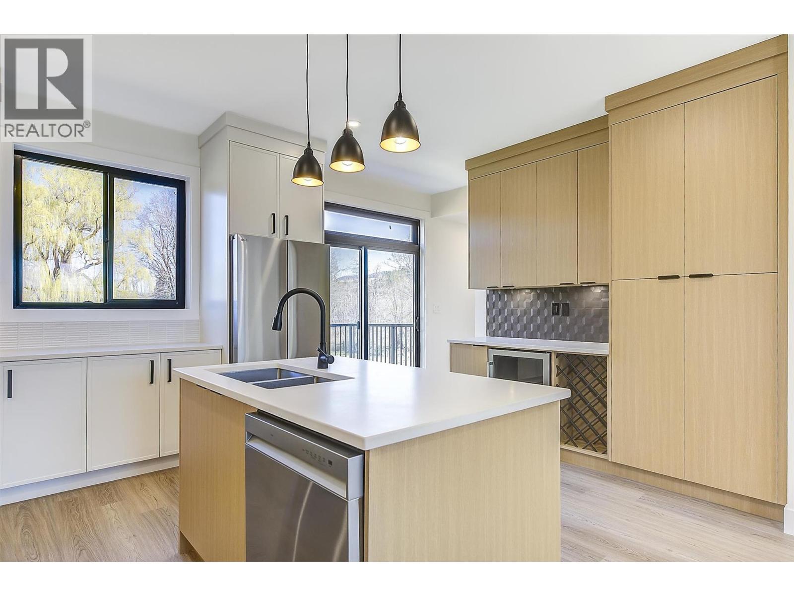 3590 Redecopp Road Unit# 4