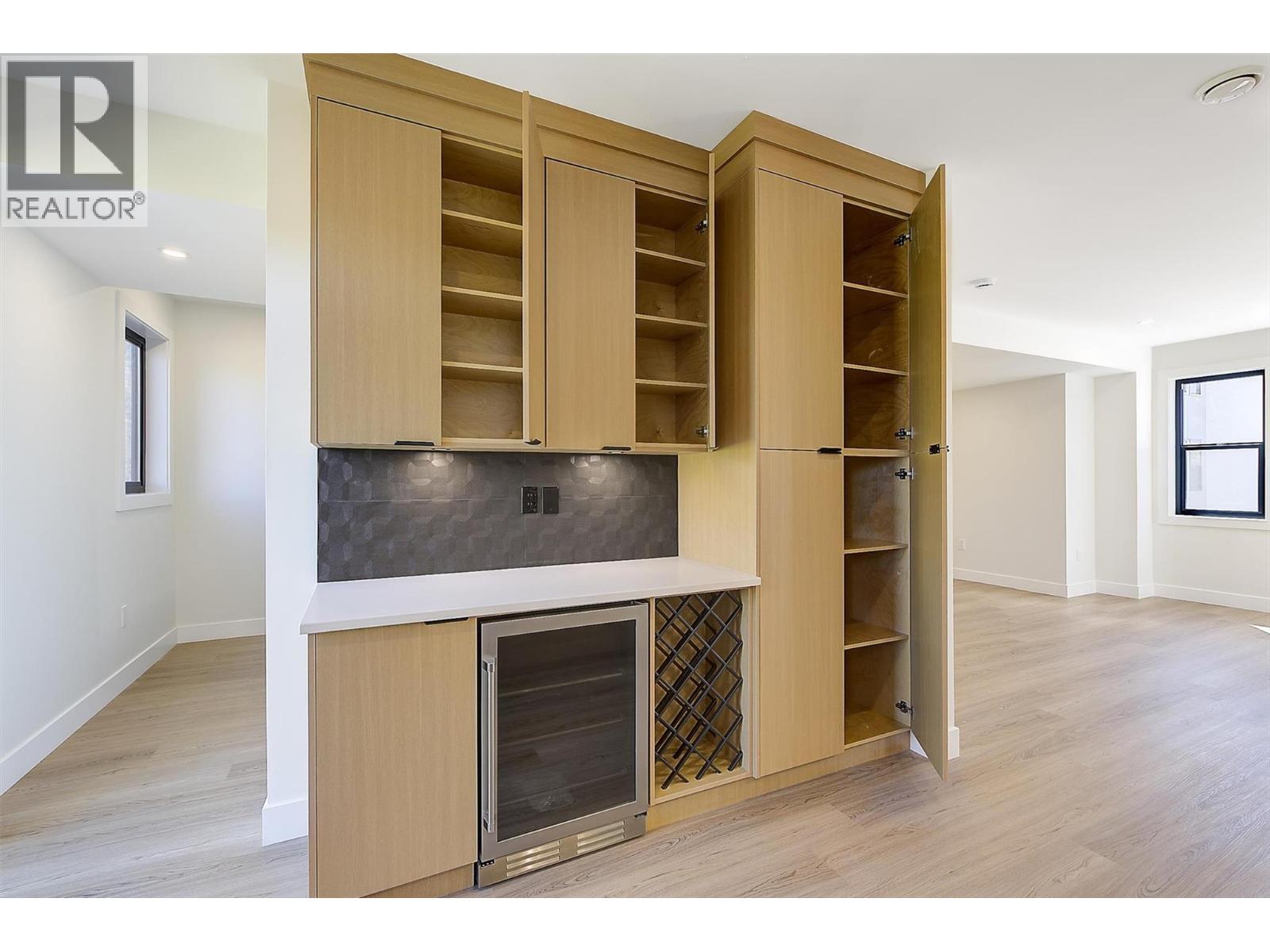 3590 Redecopp Road Unit# 4