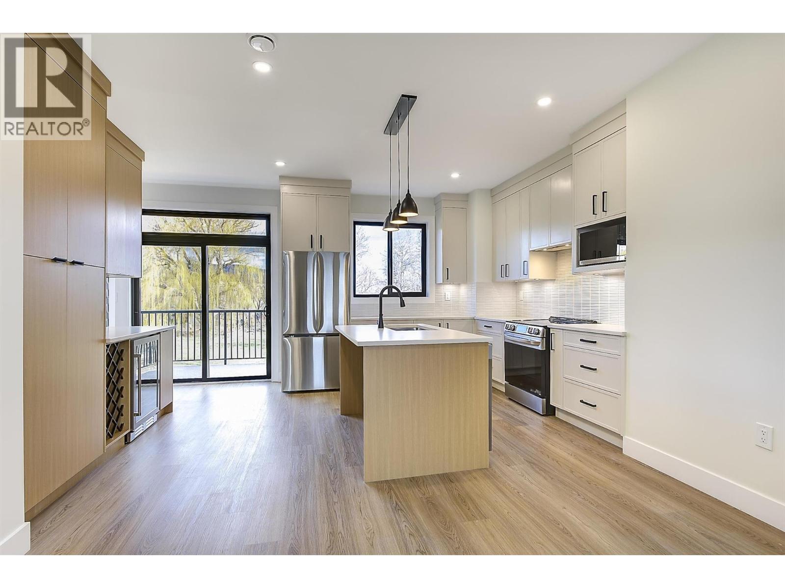 3590 Redecopp Road Unit# 6