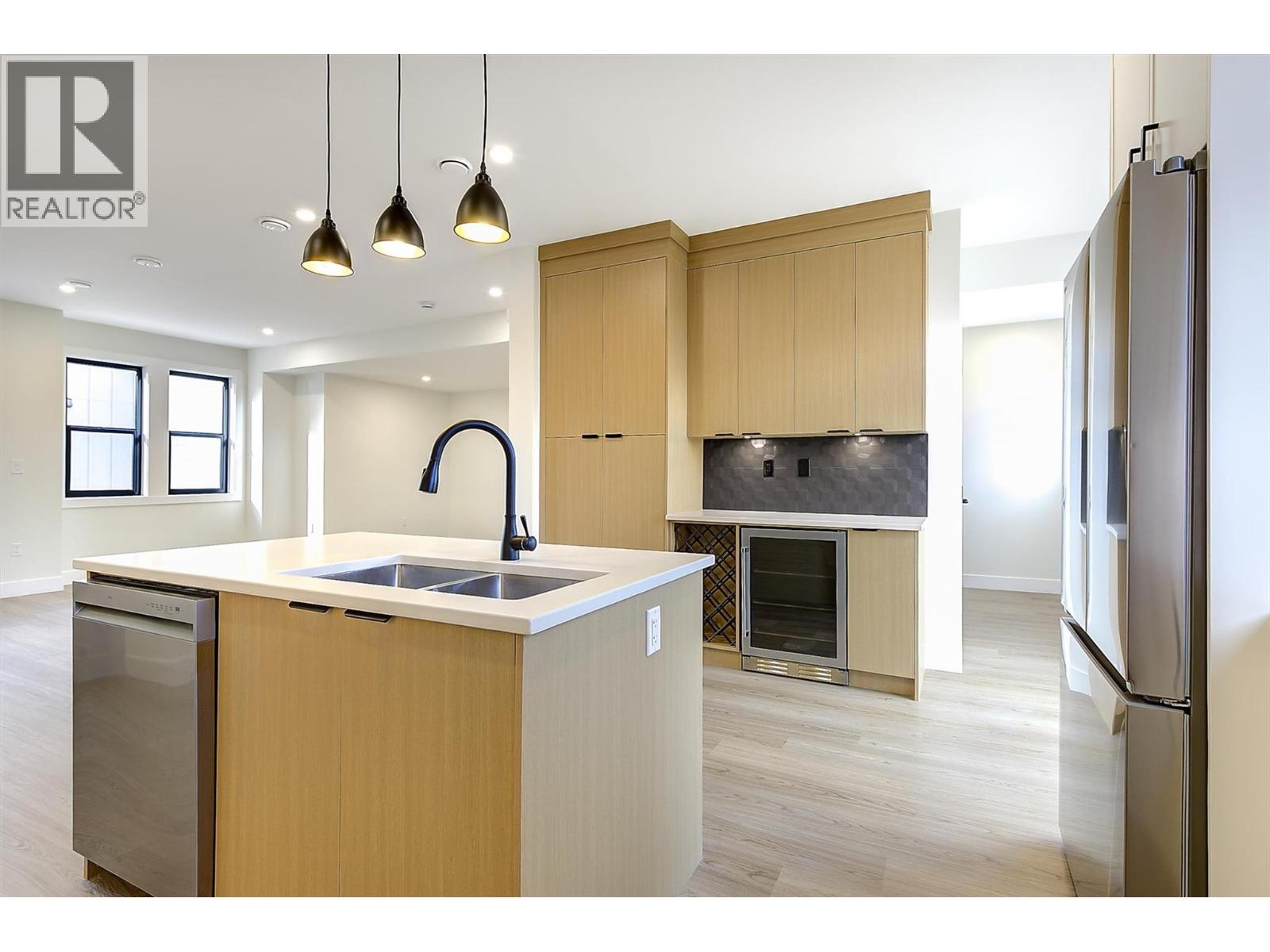 3590 Redecopp Road Unit# 6
