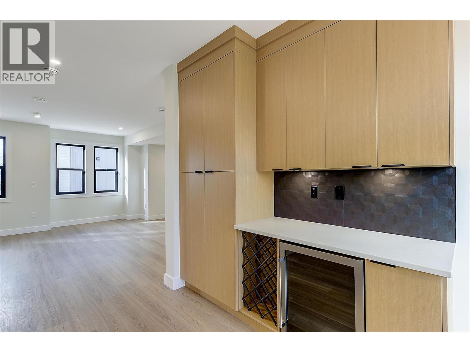 3590 Redecopp Road Unit# 6