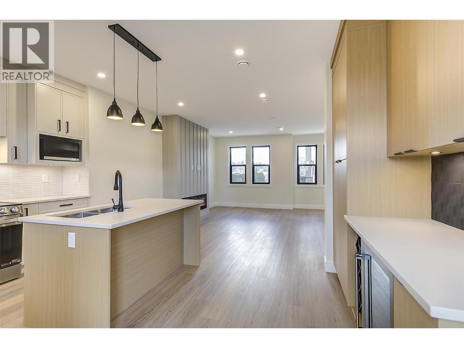 3590 Redecopp Road Unit# 6