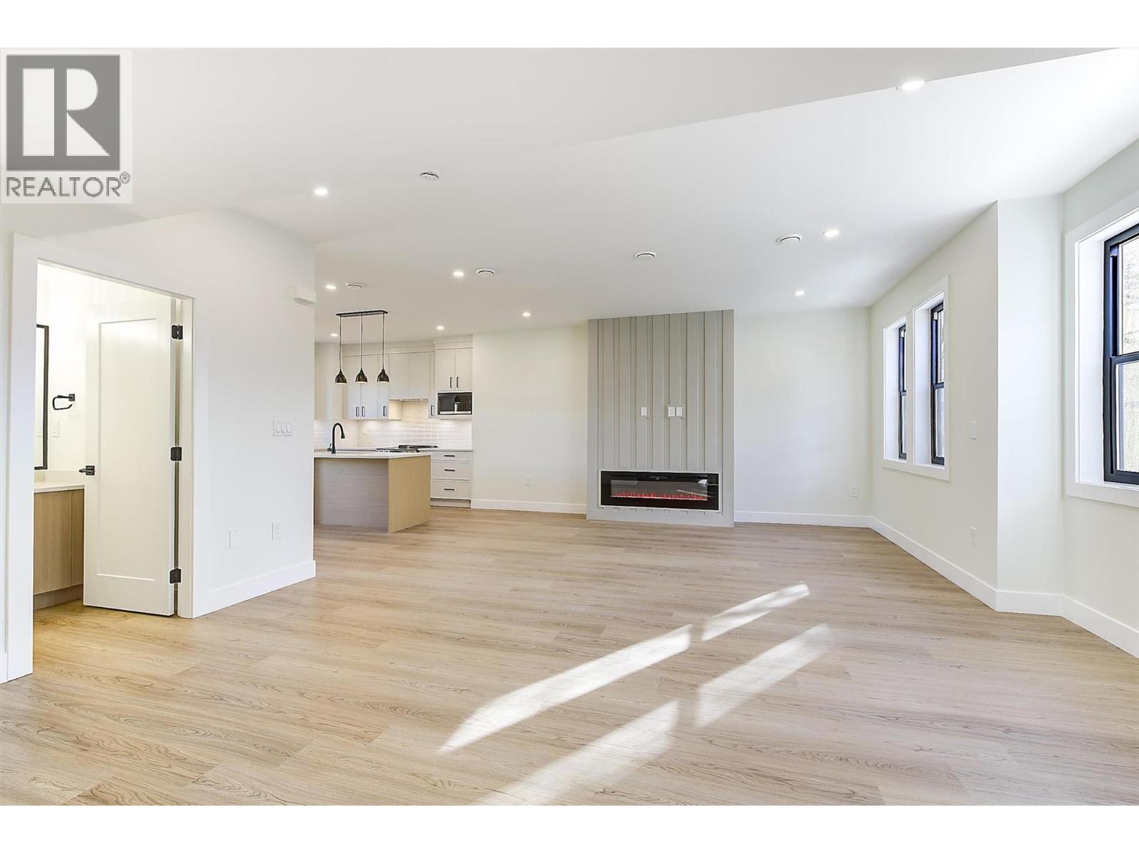 3590 Redecopp Road Unit# 6