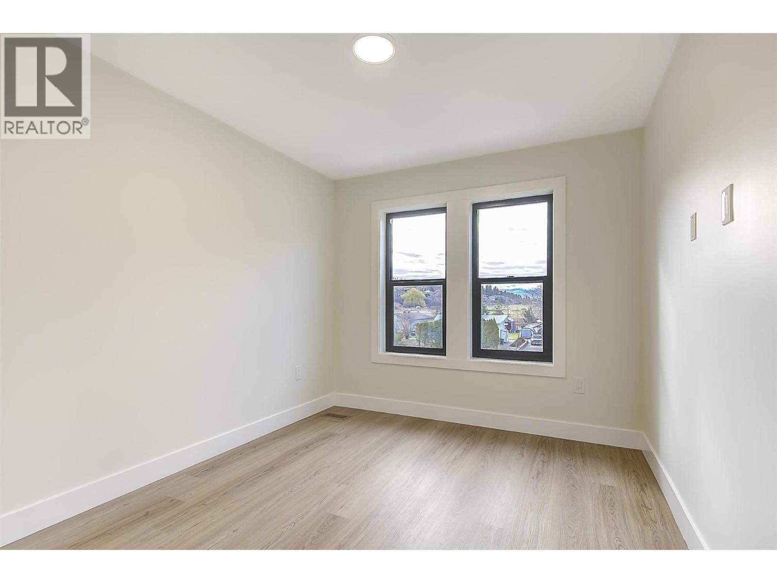 3590 Redecopp Road Unit# 6