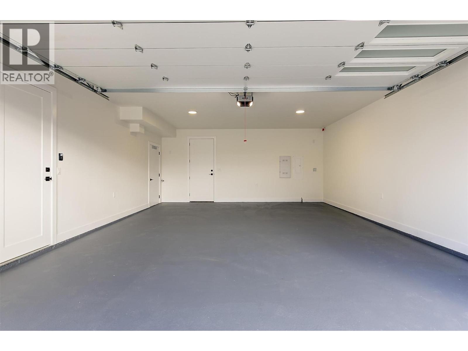 3590 Redecopp Road Unit# 6