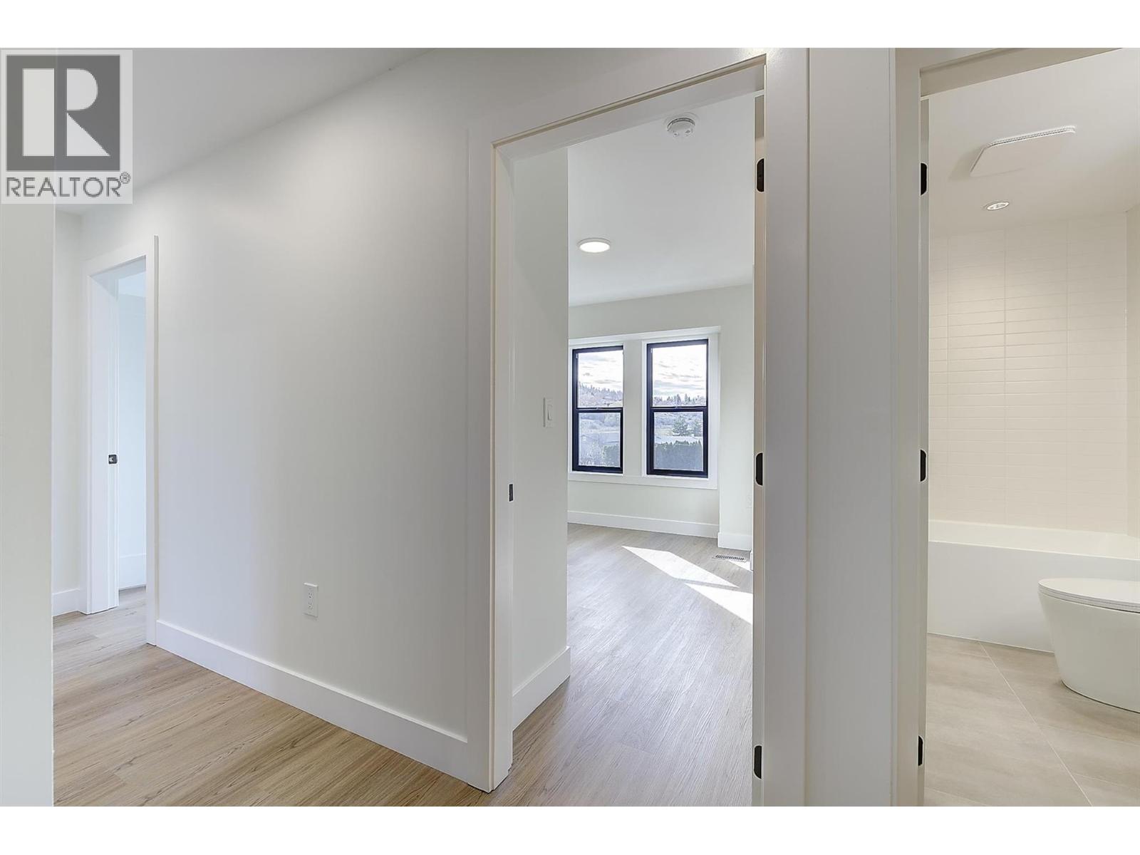 3590 Redecopp Road Unit# 6