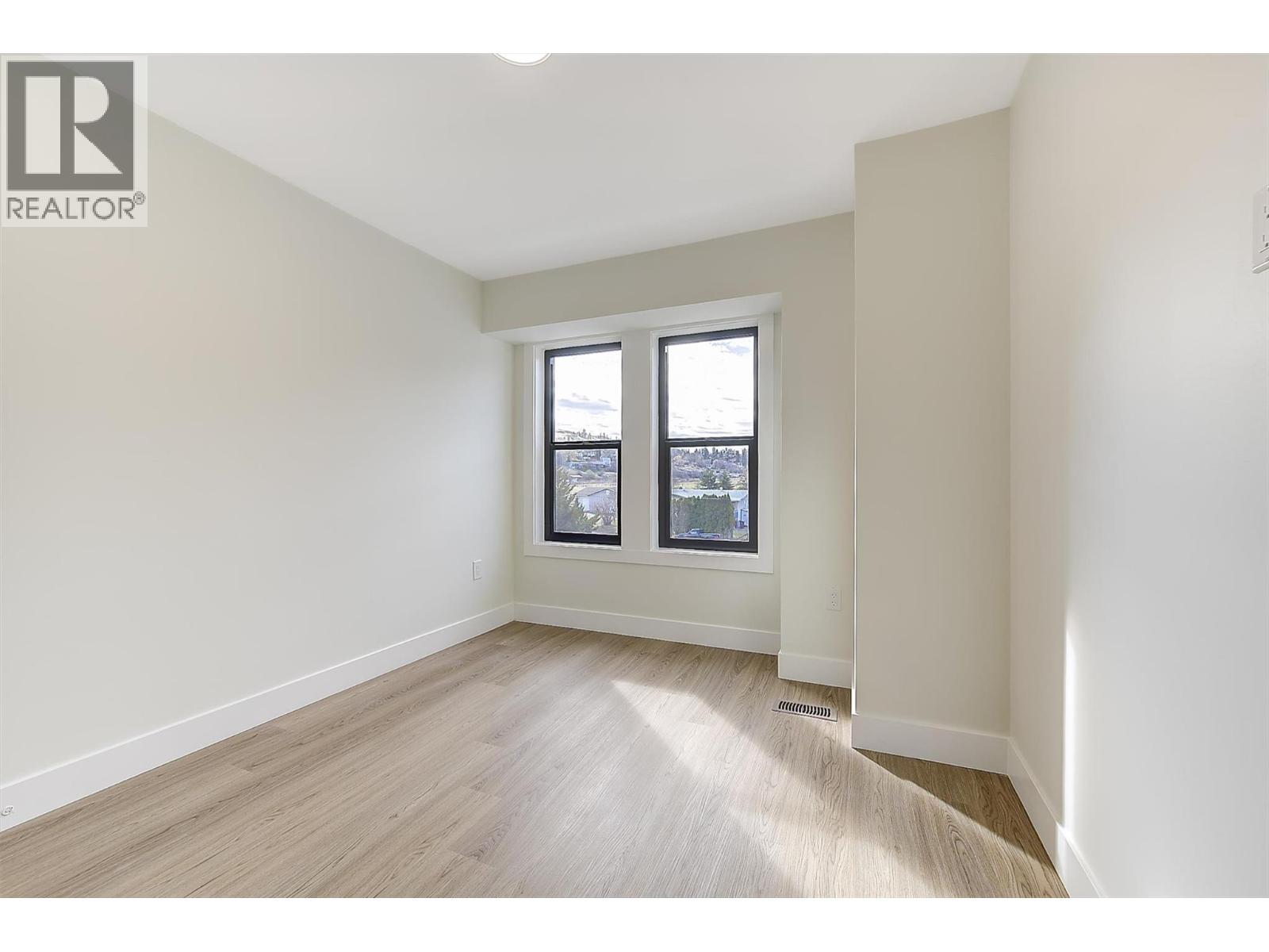 3590 Redecopp Road Unit# 6