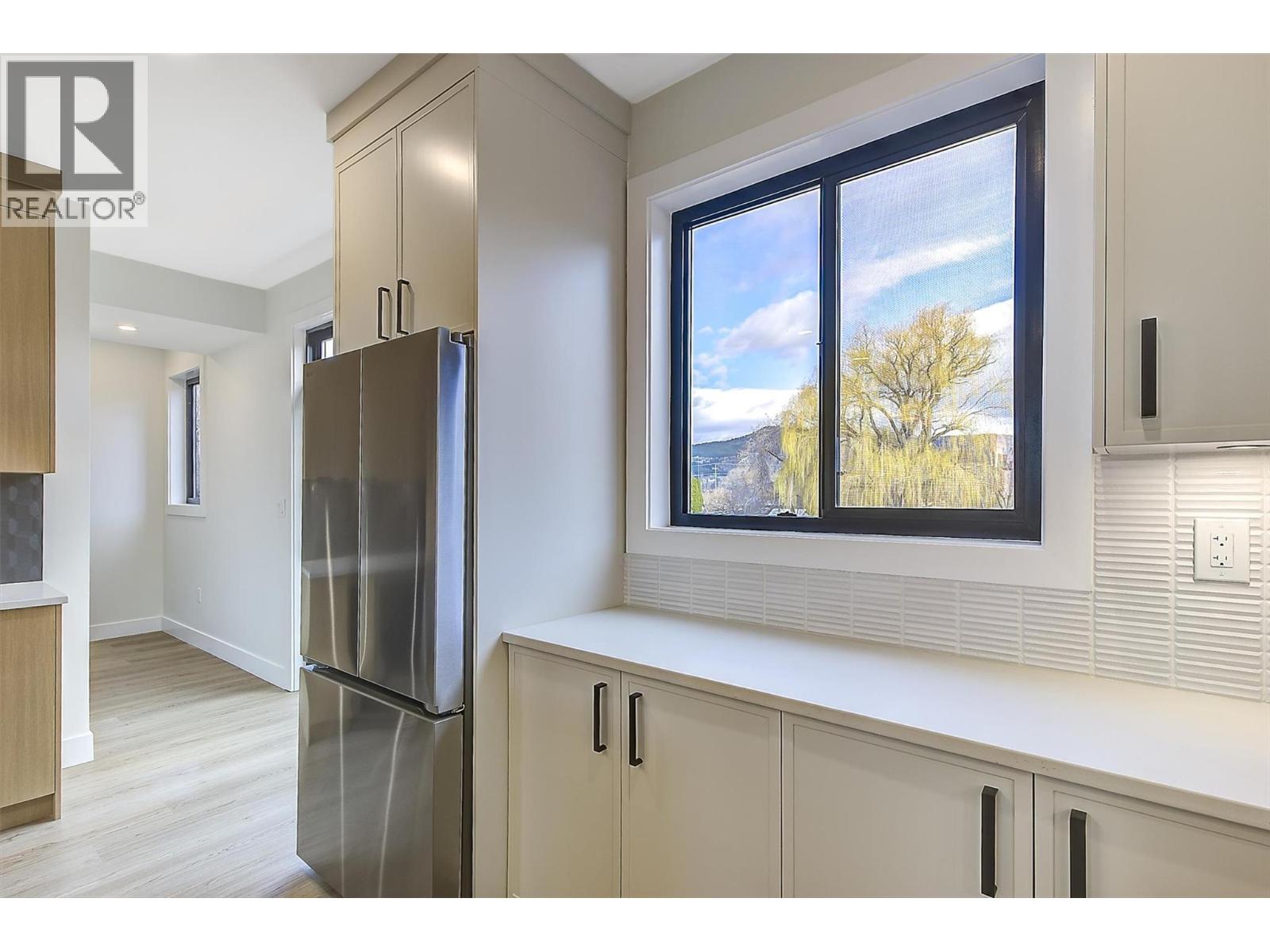 3590 Redecopp Road Unit# 6