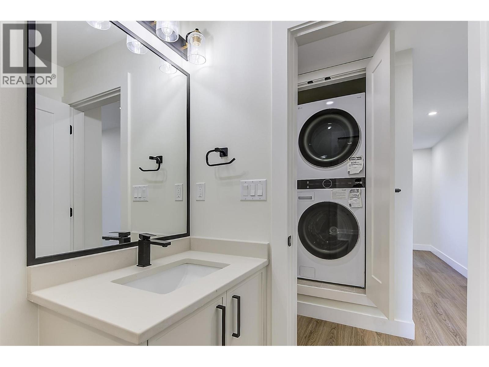 3590 Redecopp Road Unit# 6