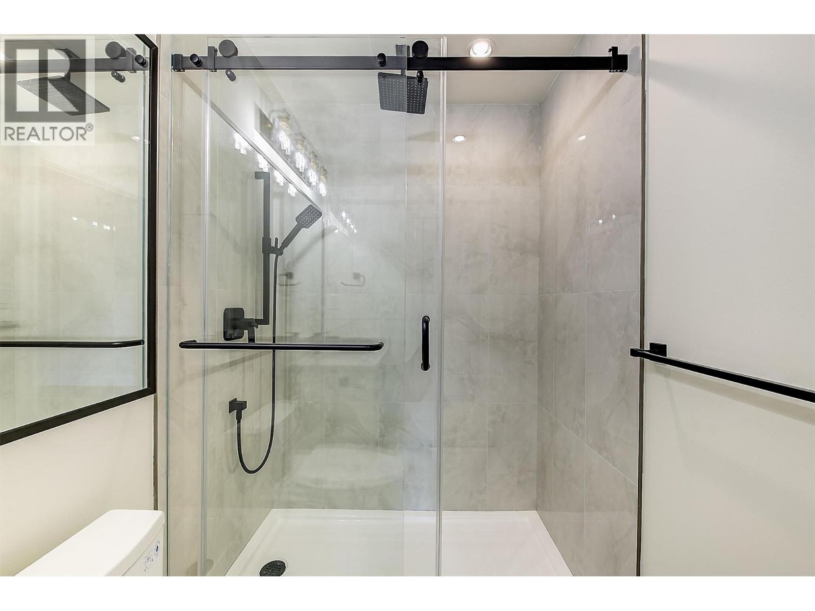 3590 Redecopp Road Unit# 6