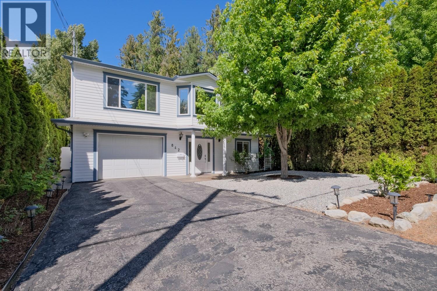 842 Raymer Road