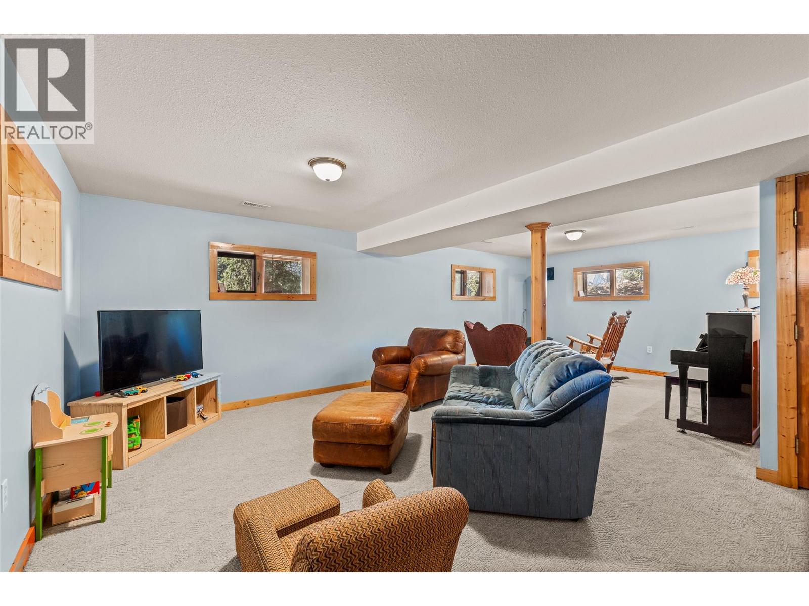 920 Idabel Lake Road