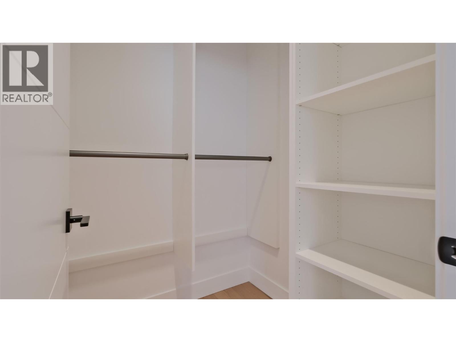 9201 Okanagan Centre Road W Unit# 20