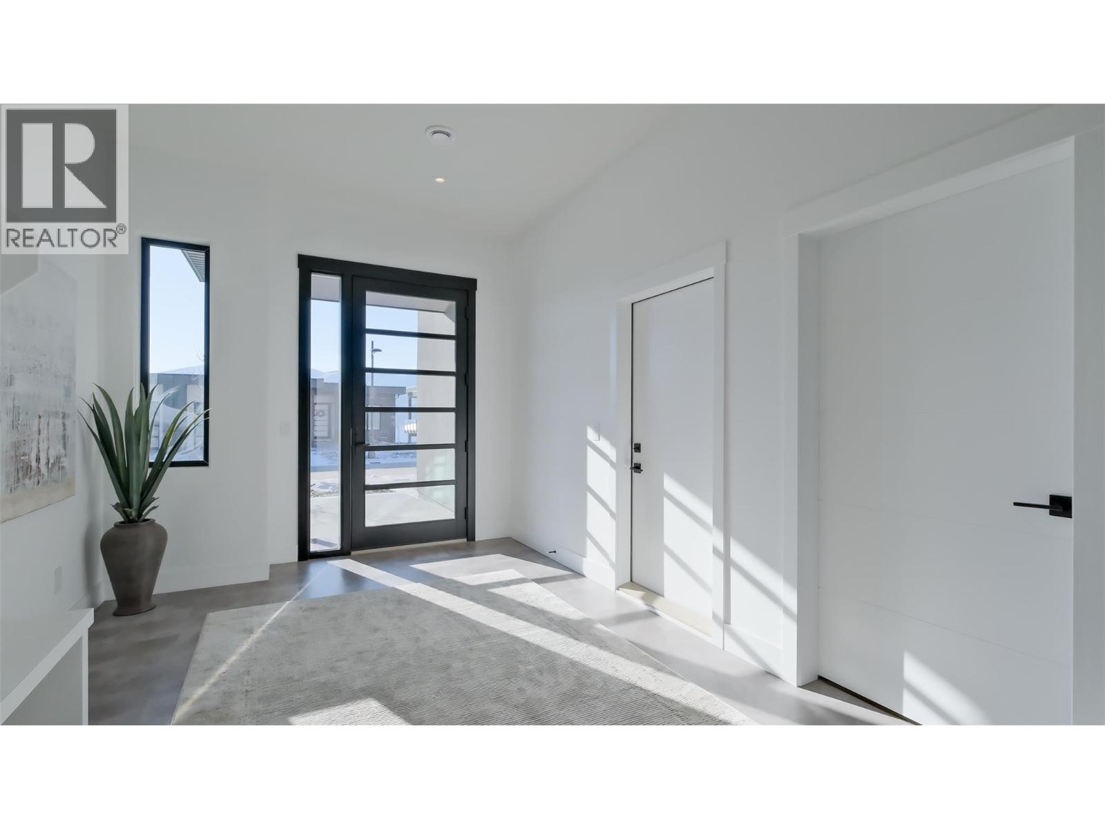 9201 Okanagan Centre Road W Unit# 20