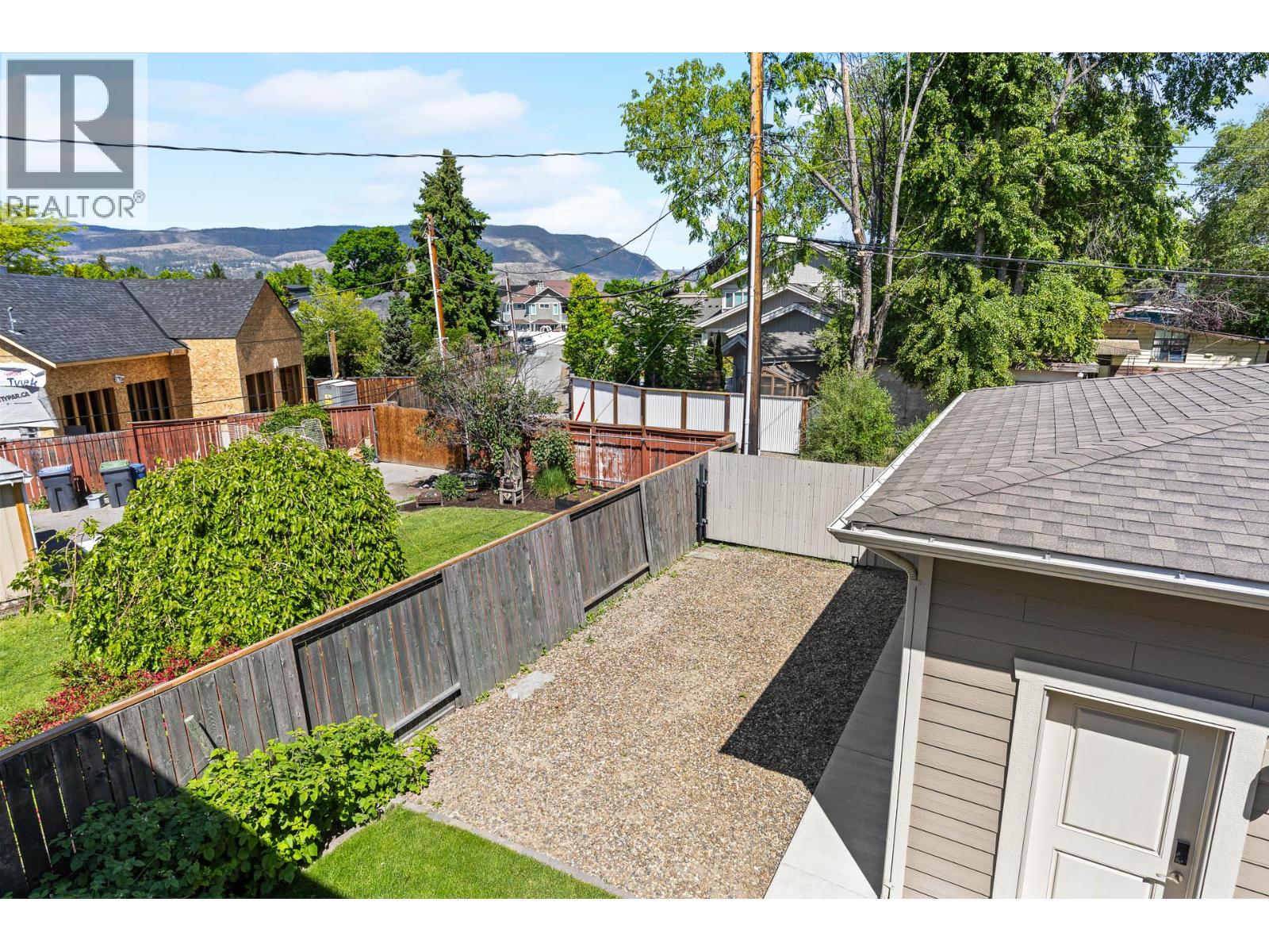 450 Francis Avenue
