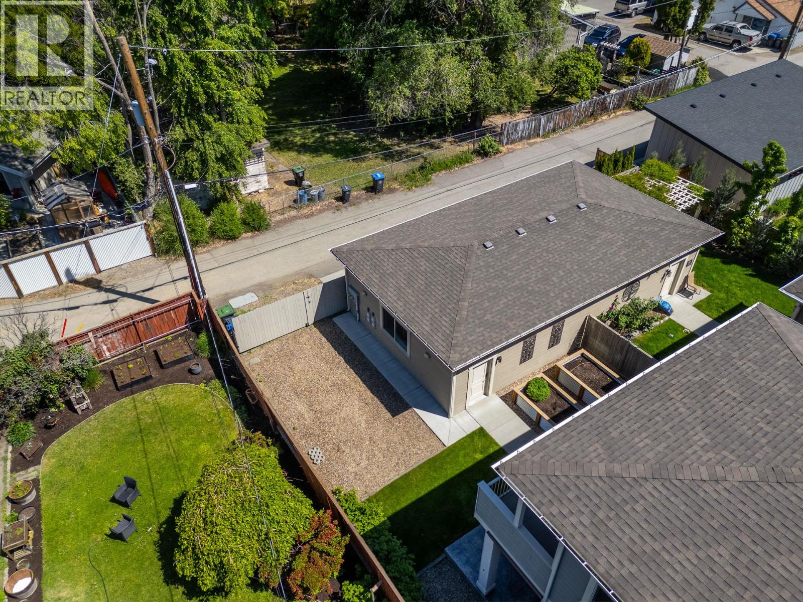 450 Francis Avenue