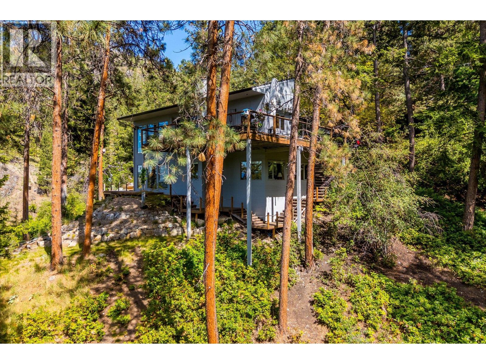 2765 Arthur Road