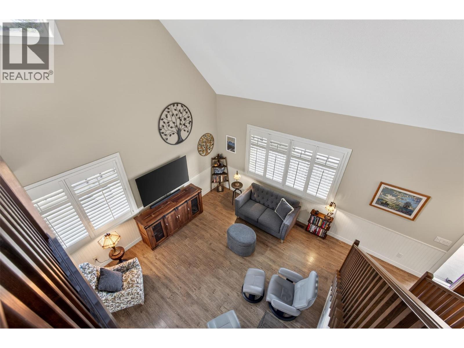 2478 Stone Grove Crescent