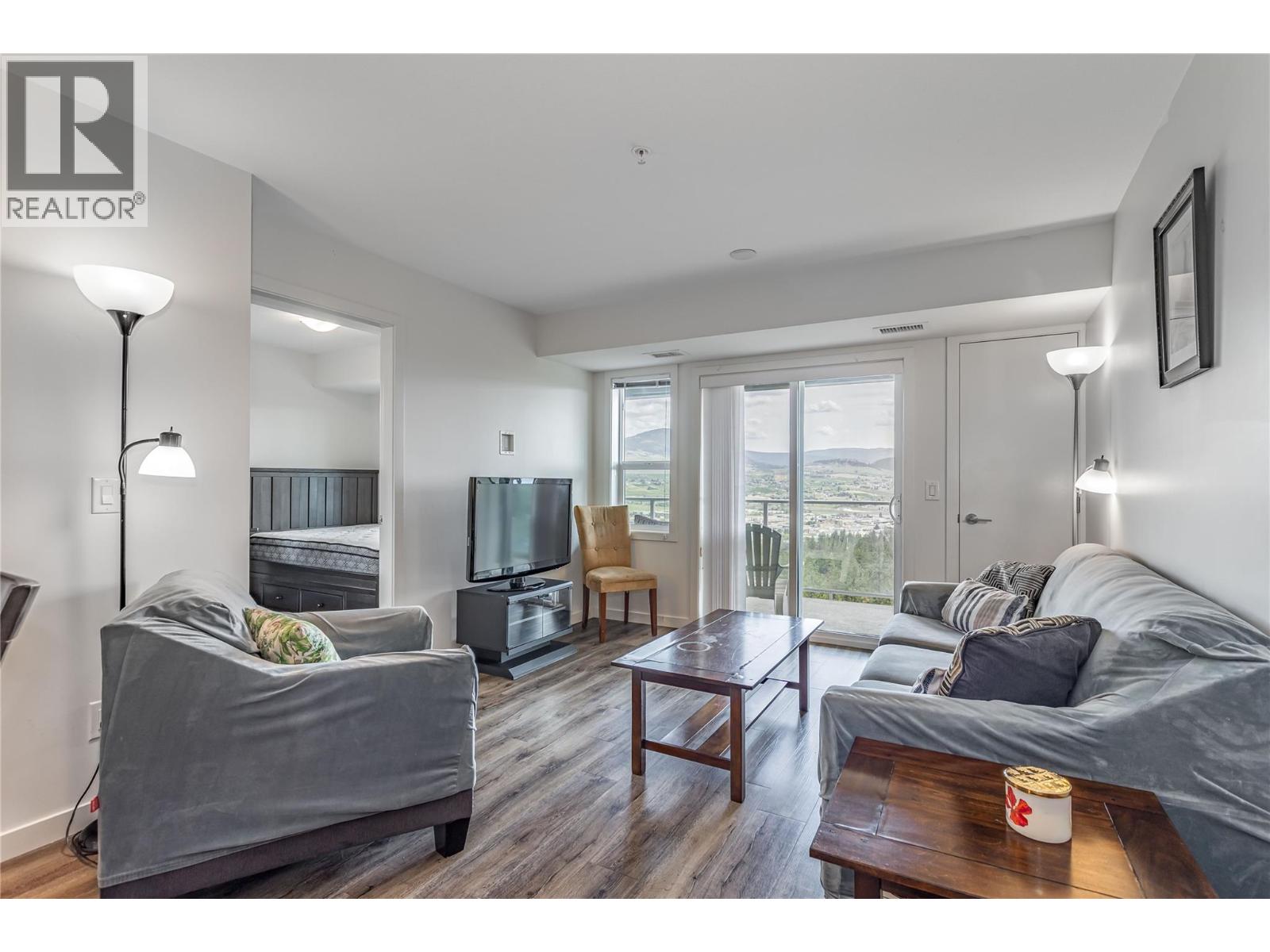 725 Academy Way Unit# 222